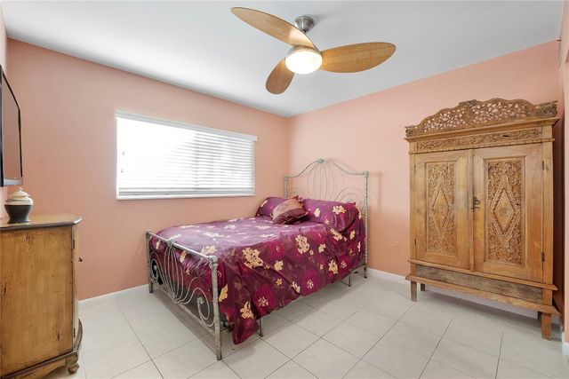 565 NW 98th Avenue 565, Plantation, FL 33324