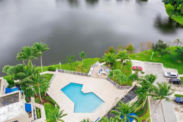 565 NW 98th Avenue 565, Plantation, FL 33324