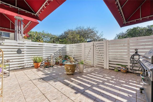 565 NW 98th Avenue 565, Plantation, FL 33324