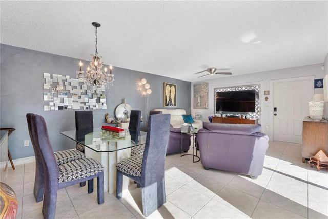 565 NW 98th Avenue 565, Plantation, FL 33324