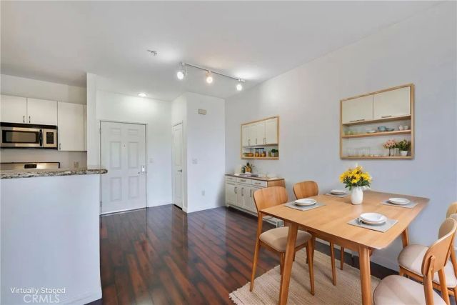 1801 E Katella 4003, Anaheim, CA 92805