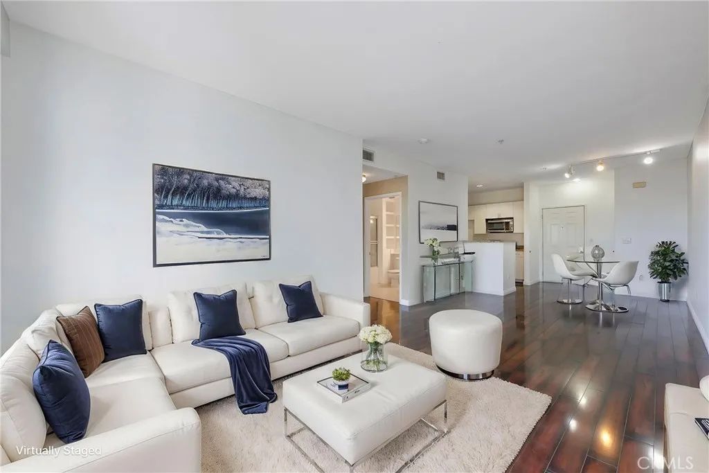 1801 E Katella 4003, Anaheim, CA 92805