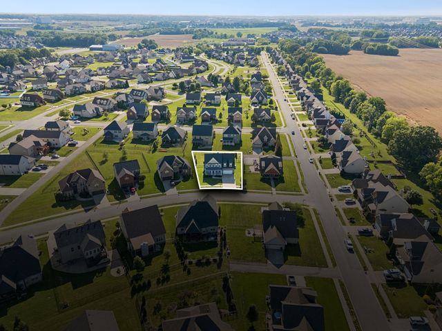 1045 Black Gum Ln, Clarksville, TN 37043