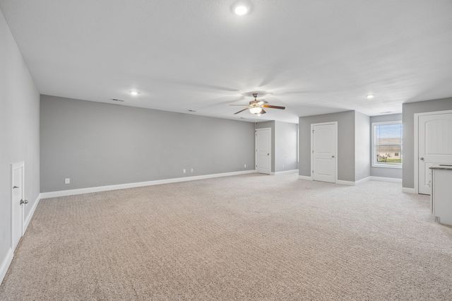1045 Black Gum Ln, Clarksville, TN 37043