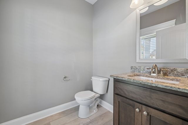 1045 Black Gum Ln, Clarksville, TN 37043
