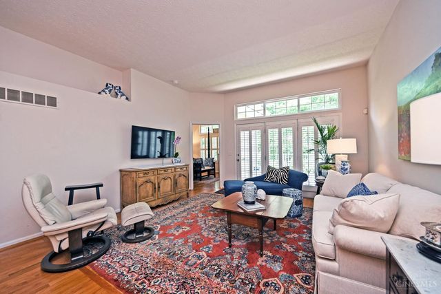 5928 Castlewood Crossing, Miami Twp, OH 45150
