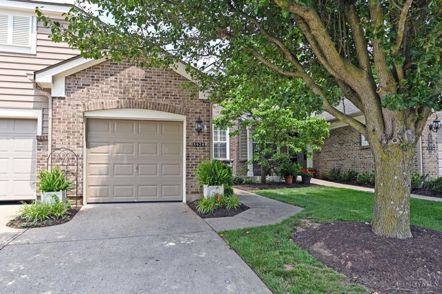 5928 Castlewood Crossing, Miami Twp, OH 45150