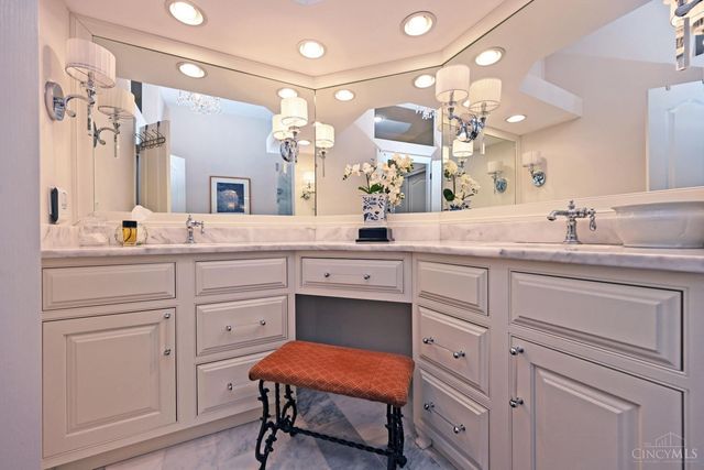 5928 Castlewood Crossing, Miami Twp, OH 45150
