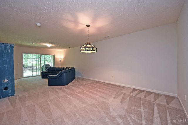 5928 Castlewood Crossing, Miami Twp, OH 45150