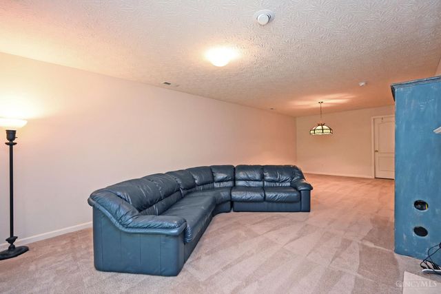5928 Castlewood Crossing, Miami Twp, OH 45150