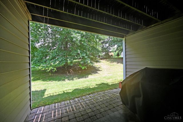 5928 Castlewood Crossing, Miami Twp, OH 45150