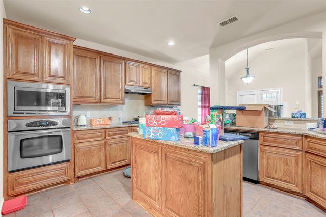 808 Wren Court, Forney, TX 75126