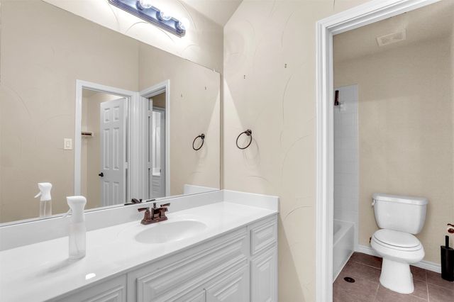 808 Wren Court, Forney, TX 75126