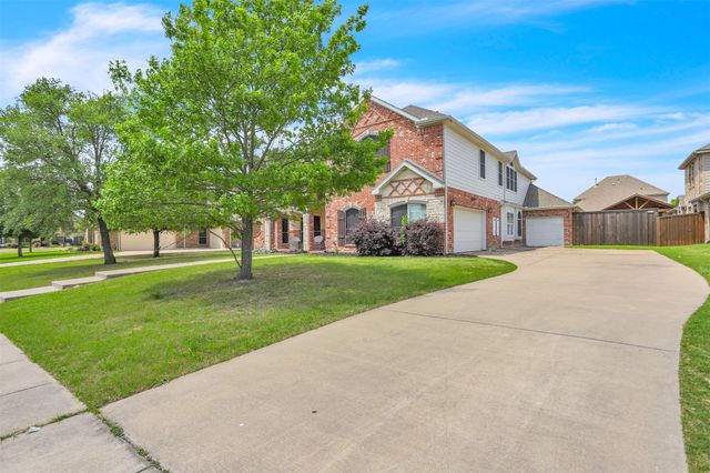 808 Wren Court, Forney, TX 75126