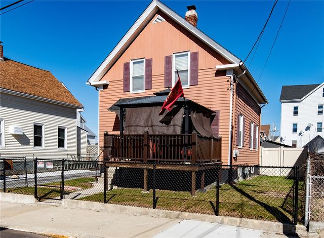217 4th Avenue, Woonsocket, RI 02895