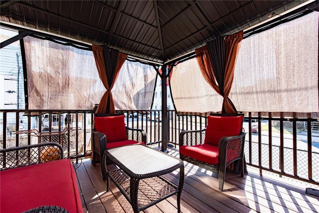 217 4th Avenue, Woonsocket, RI 02895