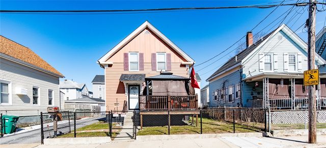 217 4th Avenue, Woonsocket, RI 02895