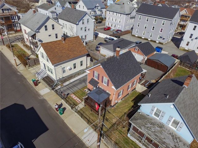 217 4th Avenue, Woonsocket, RI 02895