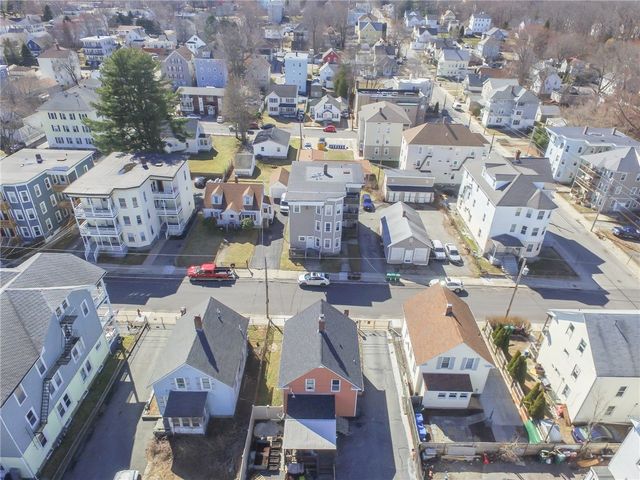 217 4th Avenue, Woonsocket, RI 02895