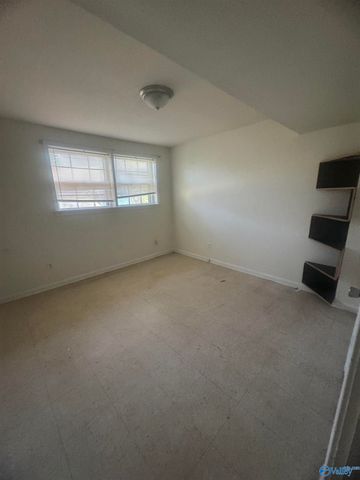 4605 Broadmeadow Lane NW, Huntsville, AL 35810