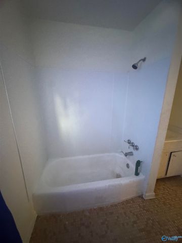 4605 Broadmeadow Lane NW, Huntsville, AL 35810