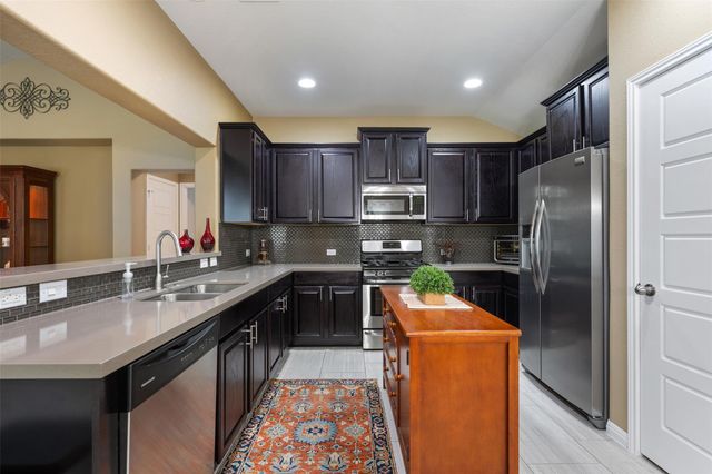 217 Deep Creek DR, Georgetown, TX 78626