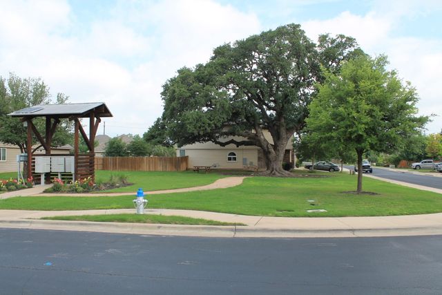 217 Deep Creek DR, Georgetown, TX 78626