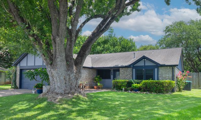1802 Settlers Court, Richmond, TX 77406