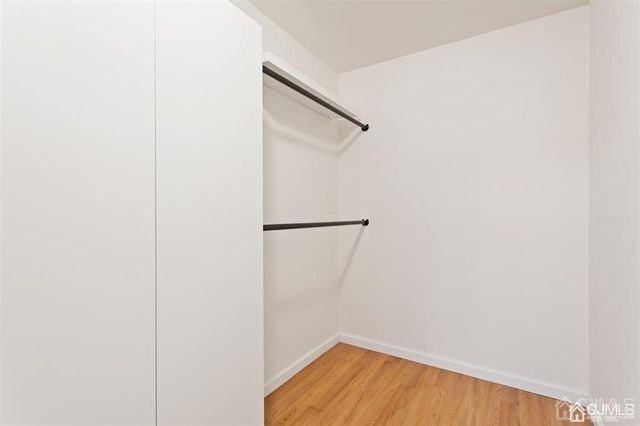 354 Willowbrook Drive, North Brunswick, NJ 08902