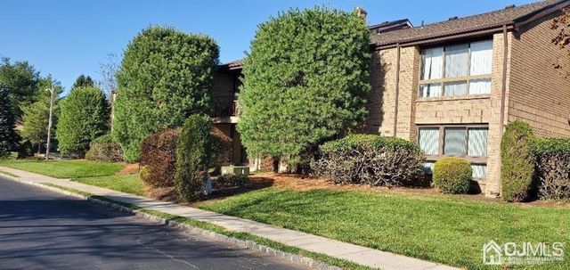 354 Willowbrook Drive, North Brunswick, NJ 08902