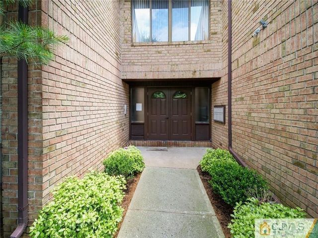 354 Willowbrook Drive, North Brunswick, NJ 08902