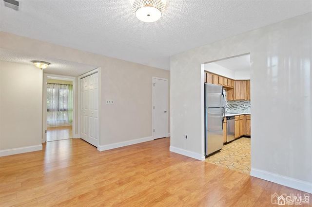 354 Willowbrook Drive, North Brunswick, NJ 08902