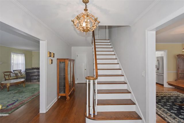 25 Brookfield Road, Mount Vernon, NY 10552