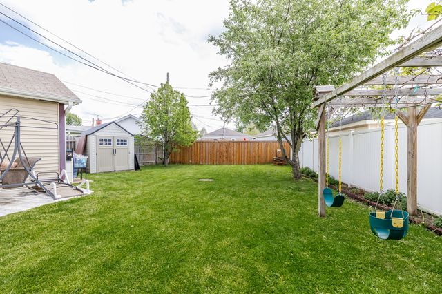 2717 N ATLANTIC Street, Franklin Park, IL 60131