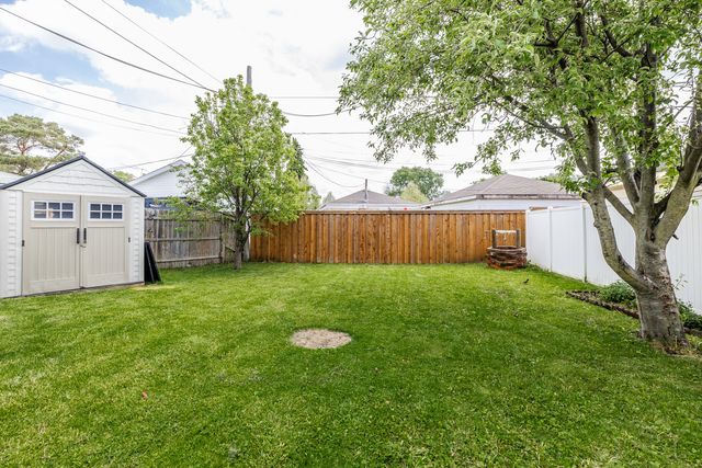 2717 N ATLANTIC Street, Franklin Park, IL 60131