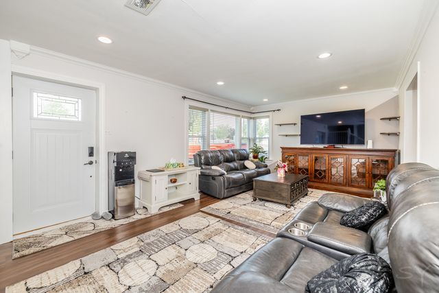 2717 N ATLANTIC Street, Franklin Park, IL 60131