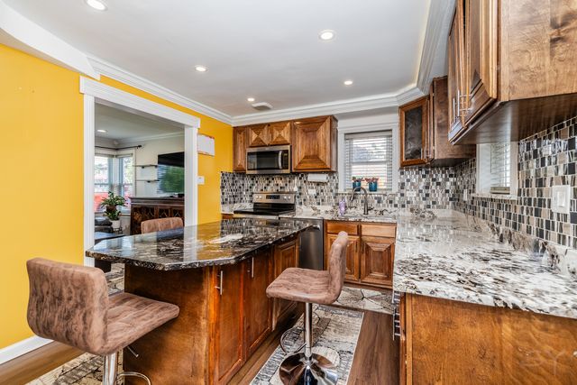 2717 N ATLANTIC Street, Franklin Park, IL 60131