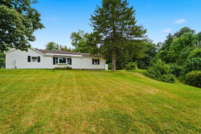 33 Beacon Hill Road, Derry, NH 03038