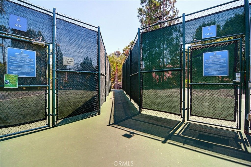 Image 16 of property listing at 5500 Owensmouth Avenue 311, Woodland Hills, CA 91367