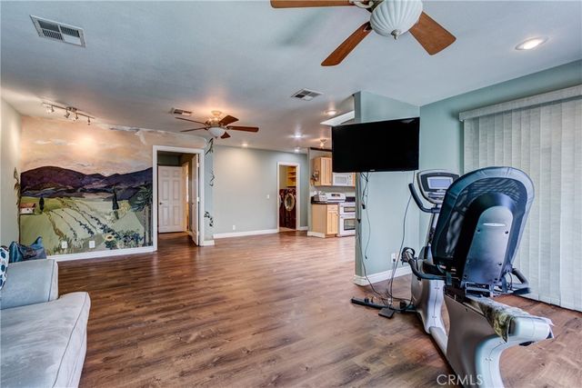 585 Camino Real, Hemet, CA 92543