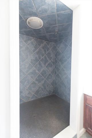 126 Dyer St, Gardner, MA 01440