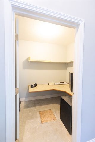 126 Dyer St, Gardner, MA 01440