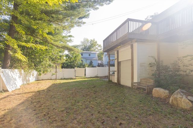 126 Dyer St, Gardner, MA 01440