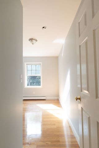 126 Dyer St, Gardner, MA 01440