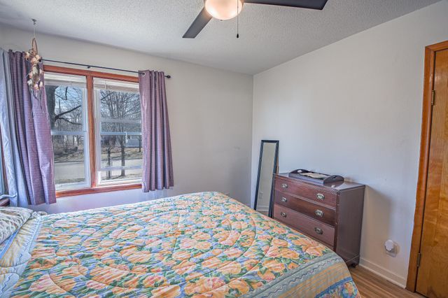 239 32nd Avenue N, Saint Cloud, MN 56303