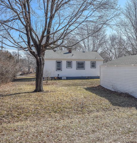 239 32nd Avenue N, Saint Cloud, MN 56303