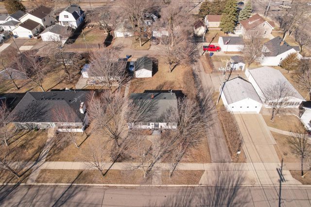 239 32nd Avenue N, Saint Cloud, MN 56303