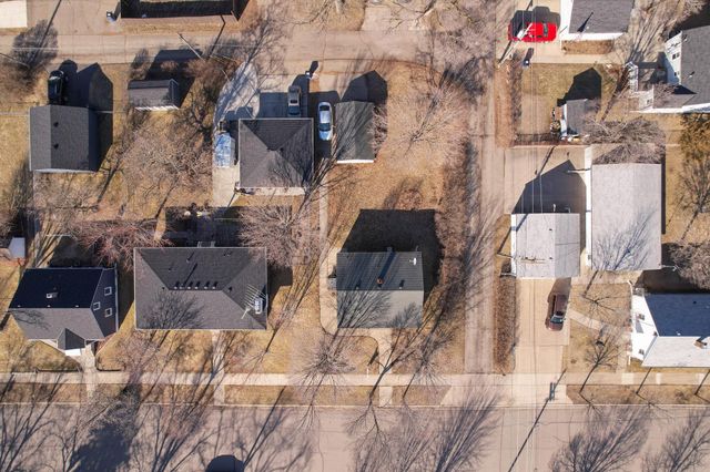 239 32nd Avenue N, Saint Cloud, MN 56303