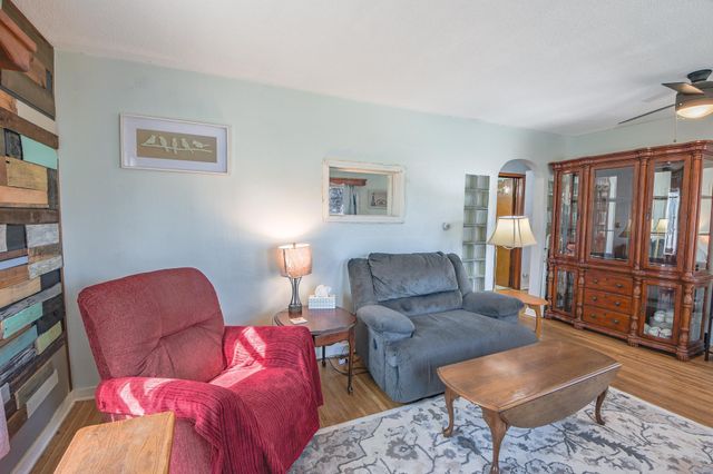 239 32nd Avenue N, Saint Cloud, MN 56303