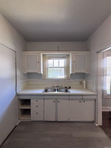 3815 W Capitol Ave, Little Rock, AR 72205